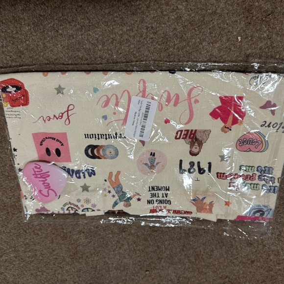Taylor Swift Cream and Pink Graphic Tote - Picture 1 of 6